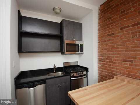 1904 SPRUCE STREET, PHILADELPHIA, PA 19103