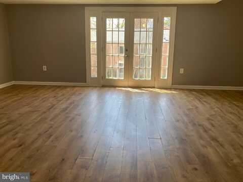 3817 SWANN ROAD, SUITLAND, MD 20746
