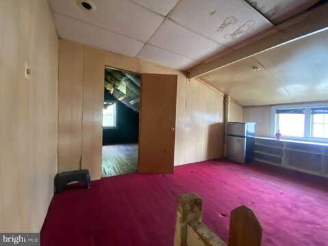 417 HOLLY ROAD, YEADON, PA 19050