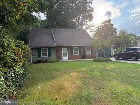 6 MINSTREL LANE, WILLINGBORO, NJ 08046