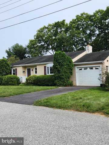 130 SCHOOLHOUSE LANE, YORK, PA 17406