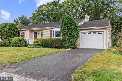 130 SCHOOLHOUSE LANE, YORK, PA 17406