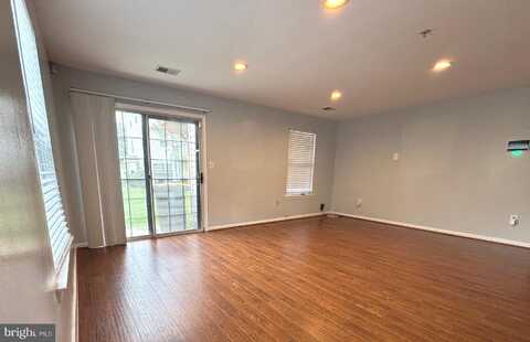 4235 APPLE ORCHARD LANE, SUITLAND, MD 20746