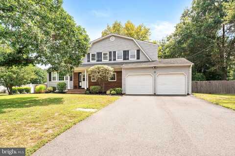 19 MARTIN LANE, HAMILTON, NJ 08619