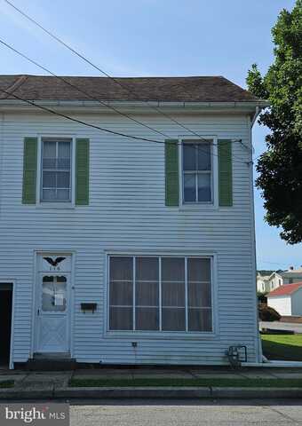 116 W FRANKLIN STREET, TOPTON, PA 19562