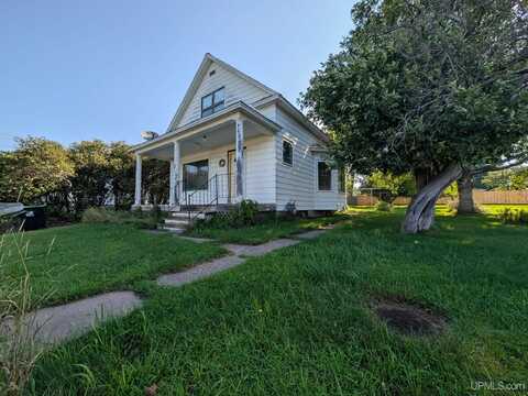 413 Stambaugh, Iron River, MI 49935