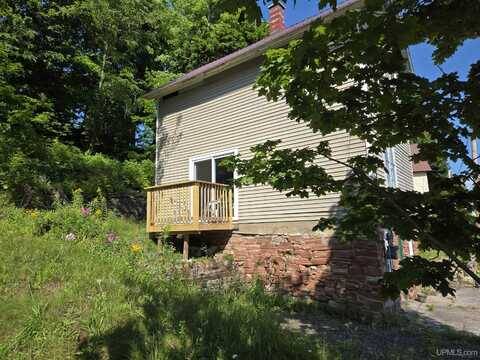 263 Harris, Lake Linden, MI 49945
