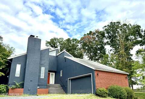 66 WEDGEWOOD GARDENS, Lewisburg, PA 17837