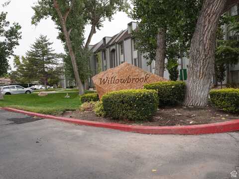 450 E CREEKSIDE, Murray, UT 84107