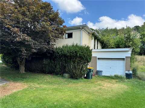 1302 Thomas St, Rostraver, PA 15062