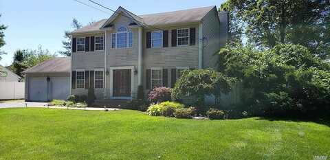Woodlawn, SAINT JAMES, NY 11780