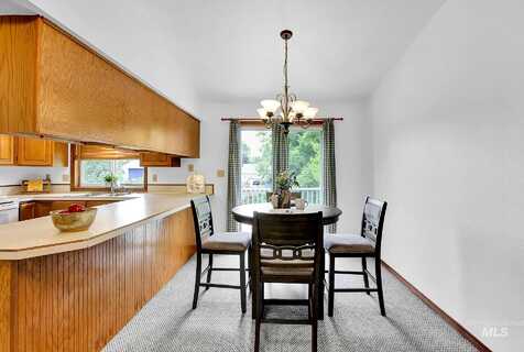 14Th, MOUNTAIN HOME, ID 83647