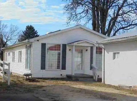 Main, COSHOCTON, OH 43812