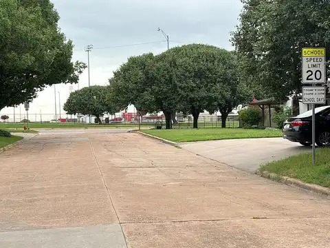 Cherry, LAWTON, OK 73507