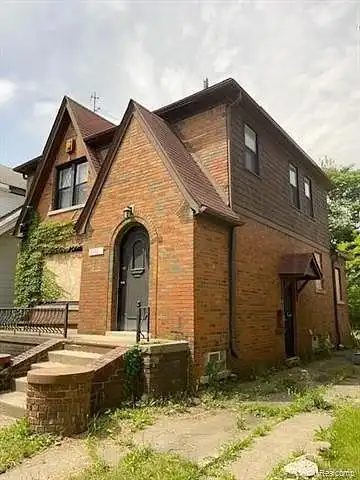 Wisconsin, DETROIT, MI 48204