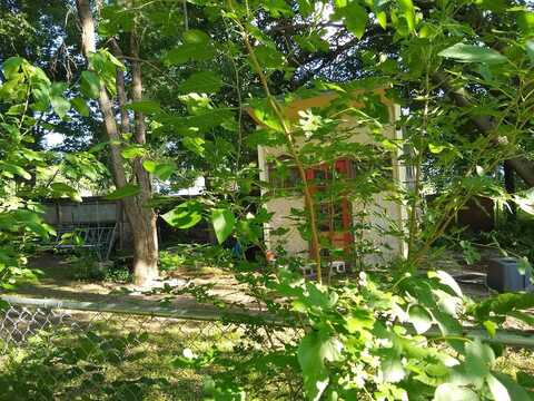 Independence, WATERLOO, IA 50703