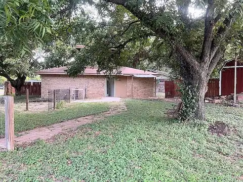 Mary Alice, VALLEY MILLS, TX 76689