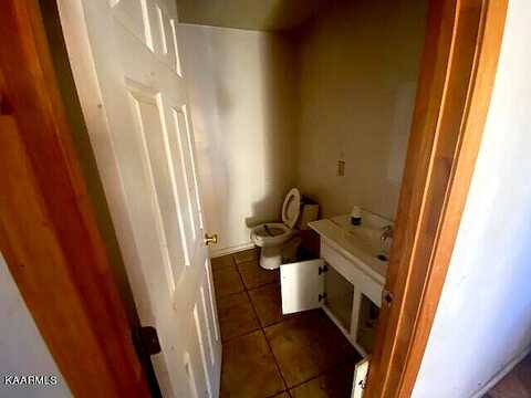 Paul, MORRISTOWN, TN 37814