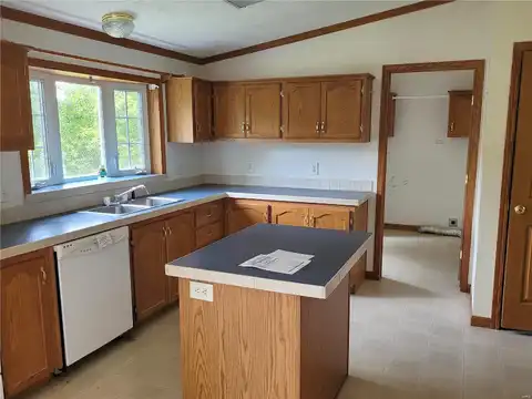 Madison 504, FREDERICKTOWN, MO 63645