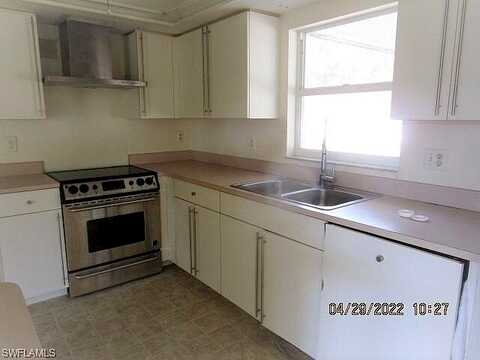 8Th, CAPE CORAL, FL 33904