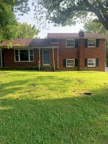 Rue Le Mans, CLARKSVILLE, TN 37042