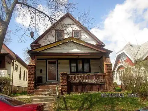 11Th, MILWAUKEE, WI 53206