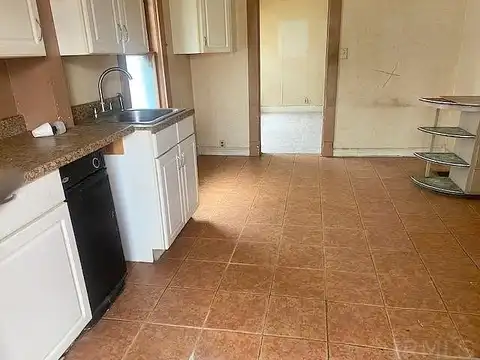 18Th, TERRE HAUTE, IN 47803