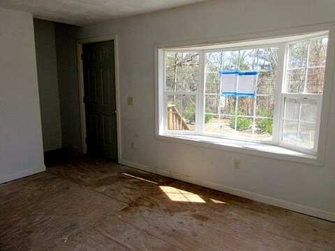 Round Top, HARRISVILLE, RI 02830