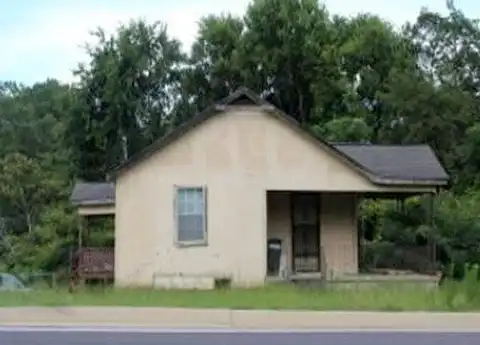 51St, NORTHPORT, AL 35473