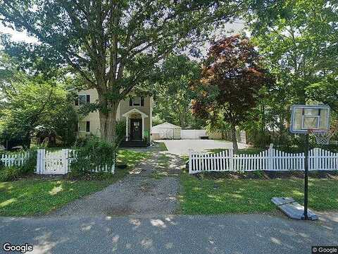 Center Garden, YAPHANK, NY 11980
