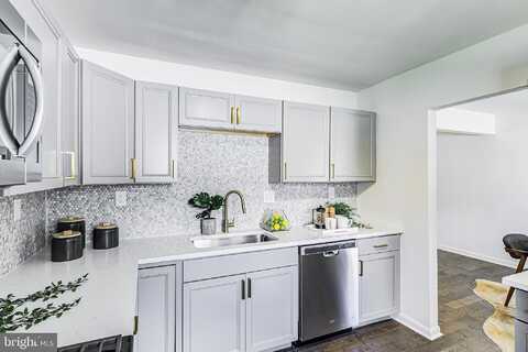 Kerry, GWYNN OAK, MD 21207