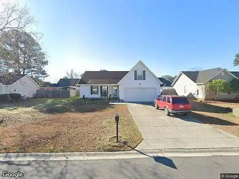 Hallie, FLORENCE, SC 29505