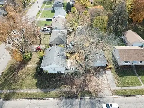 Madison, WOODSTOCK, IL 60098
