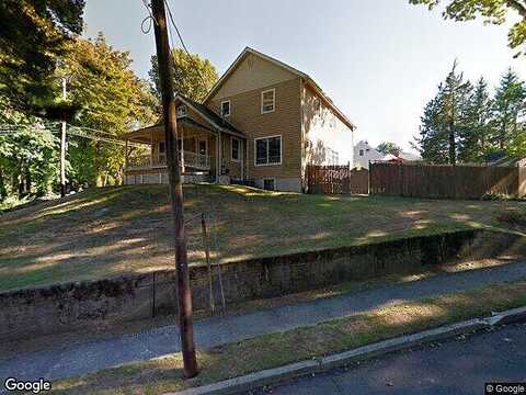 Carley, HUNTINGTON, NY 11743