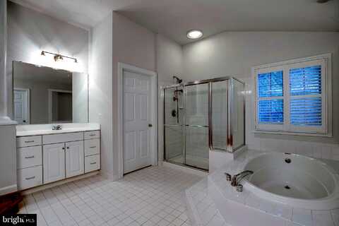 Hayes, WOODBRIDGE, VA 22191