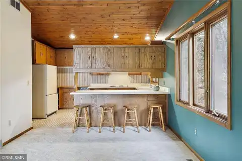 Hazeltine, CHASKA, MN 55318
