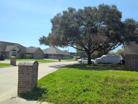 Michelle, VIDOR, TX 77662