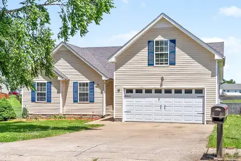 Tamera, CLARKSVILLE, TN 37042
