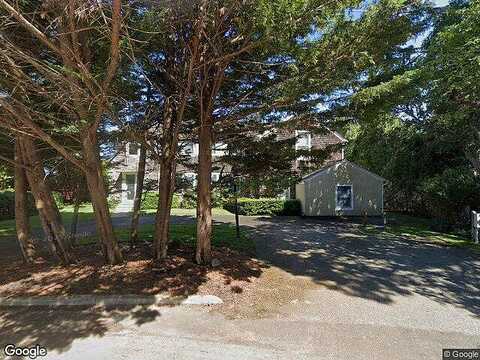 Terry, SAG HARBOR, NY 11963