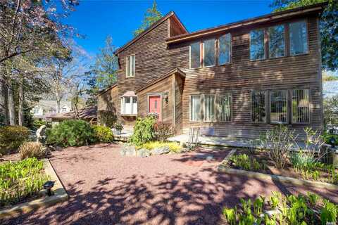Crossman, CENTERPORT, NY 11721