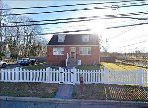 Grand, WYANDANCH, NY 11798
