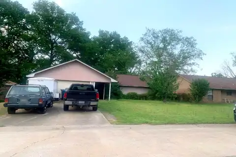 Bruce, CONWAY, AR 72034