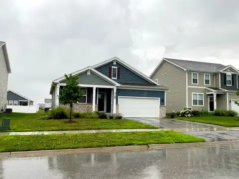 W 105Th Pl, Crown Point, IN 46307