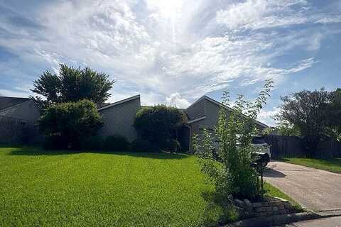 Misty Cove, DICKINSON, TX 77539