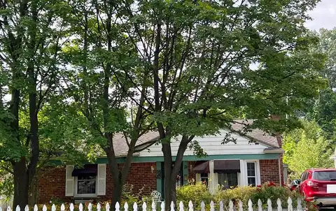 14 Mile, ROYAL OAK, MI 48073