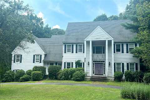 Queens Peak, CANTON, CT 06019
