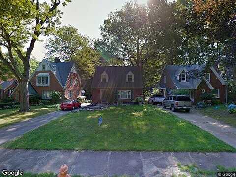 Jennette, YOUNGSTOWN, OH 44512