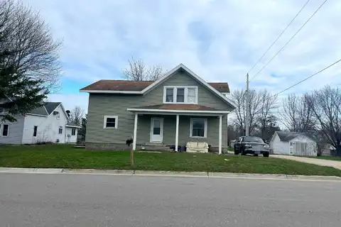 Axel, GROVE CITY, MN 56243