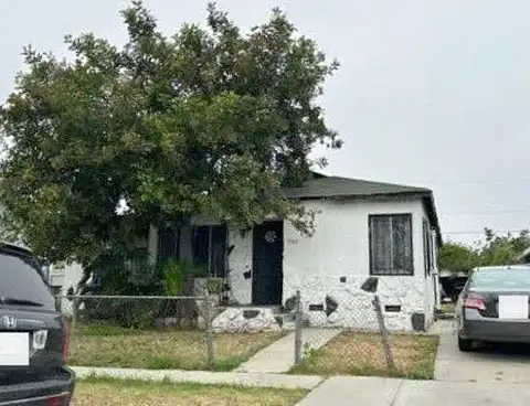 Budlong, LOS ANGELES, CA 90044