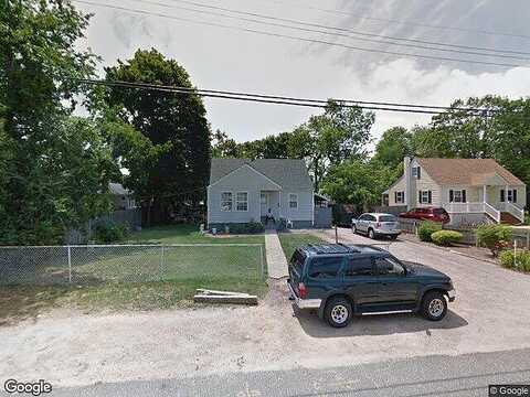 Monsen, CENTRAL ISLIP, NY 11722